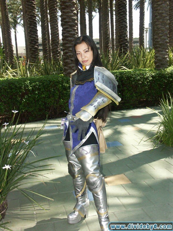 cosplayer in armor costume