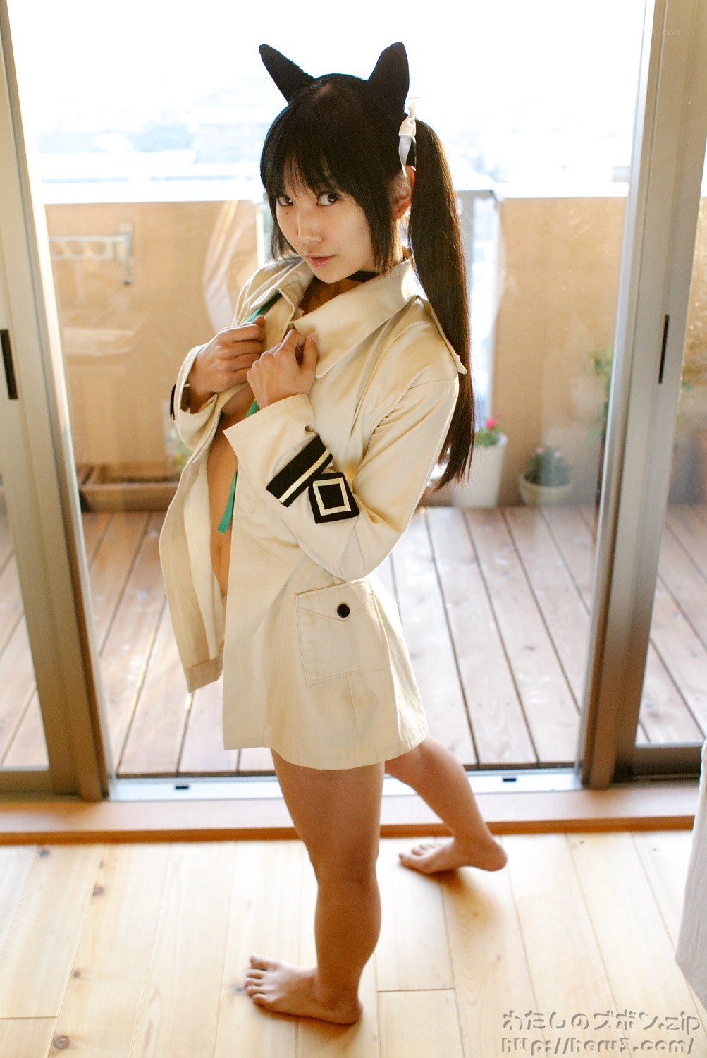 cosplayer in beige coat