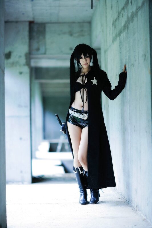 cosplayer in black cloak