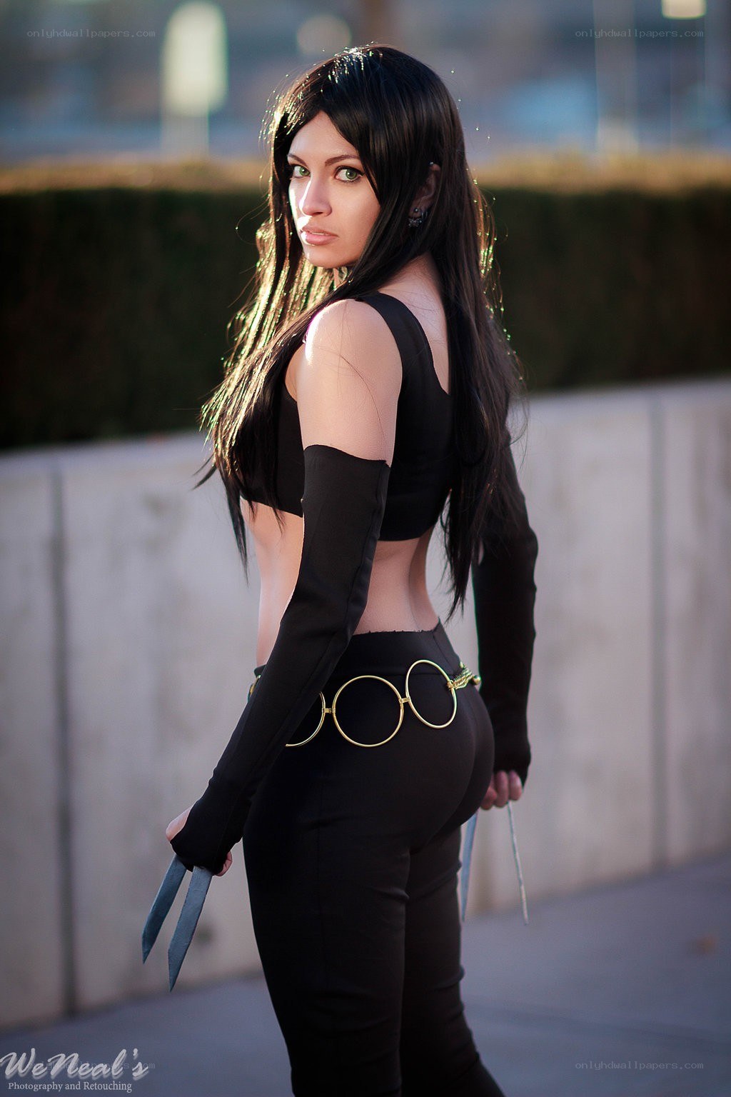 cosplayer in black costume