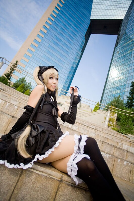 cosplayer in black dress
