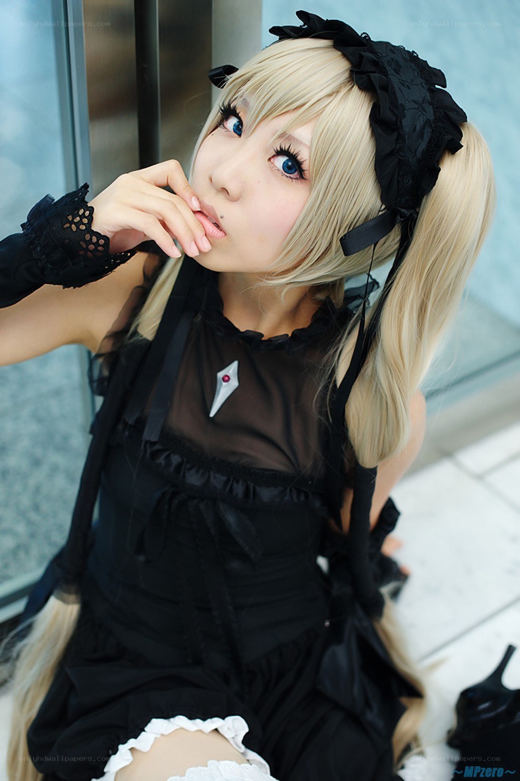 cosplayer in black dress
