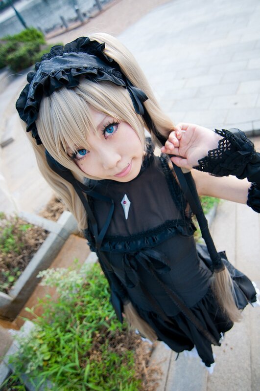 cosplayer in black dress