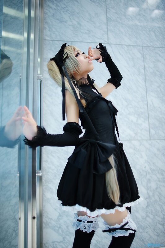 cosplayer in black dress