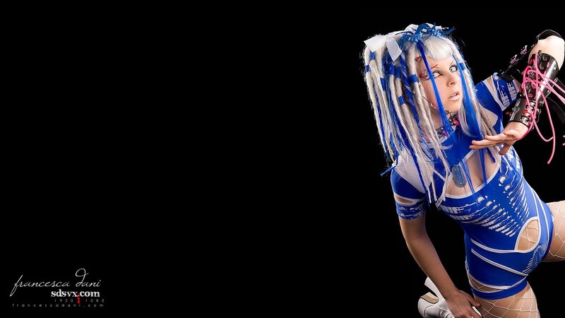 cosplayer in blue and white costume