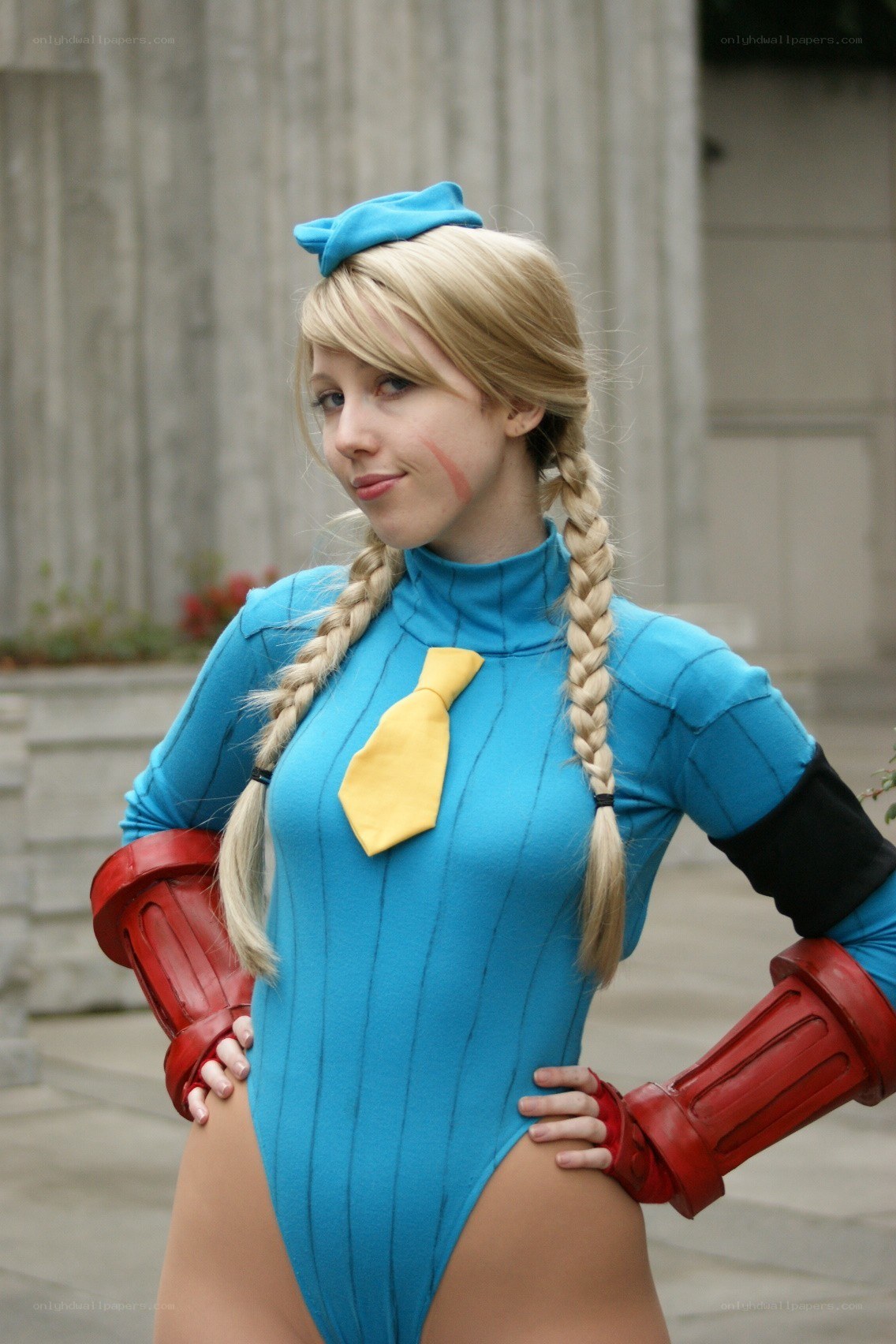 cosplayer in blue costume