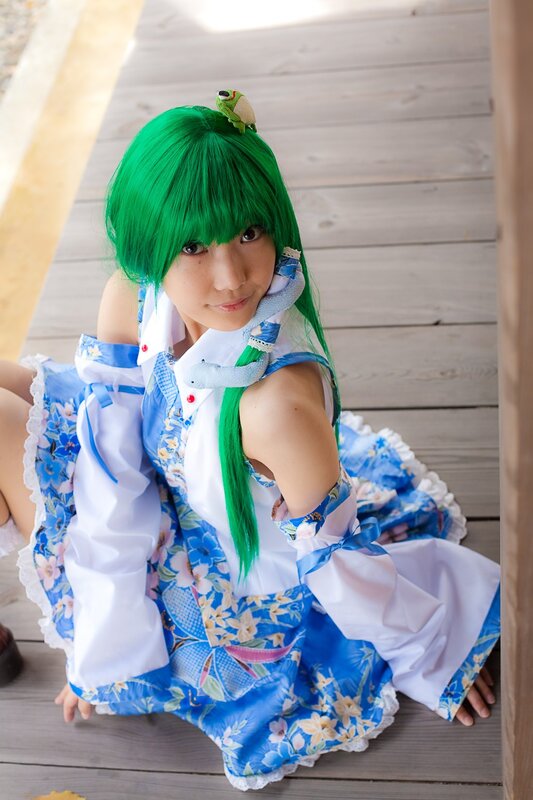 cosplayer in blue floral dress
