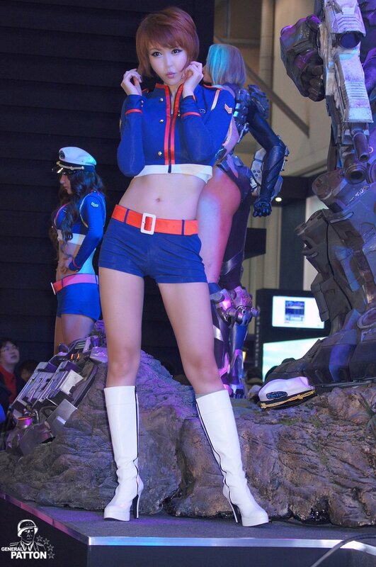 cosplayer in blue uniform