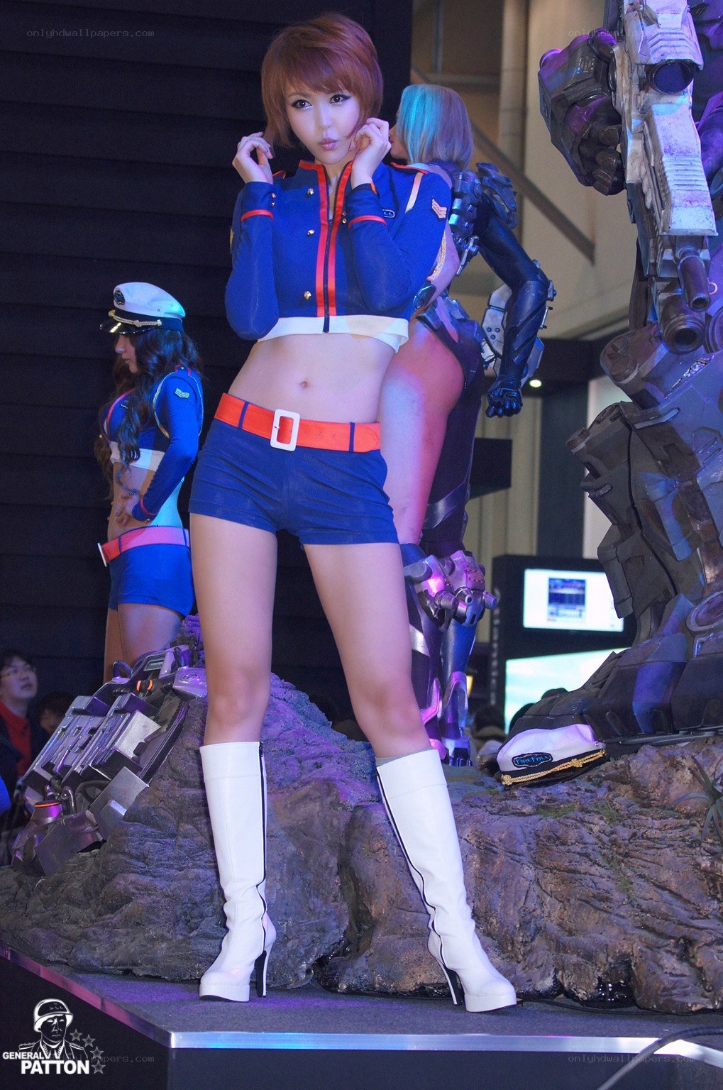 cosplayer in blue uniform