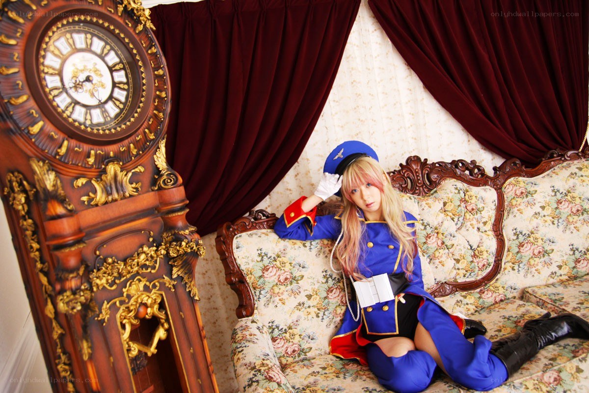 cosplayer in blue uniform