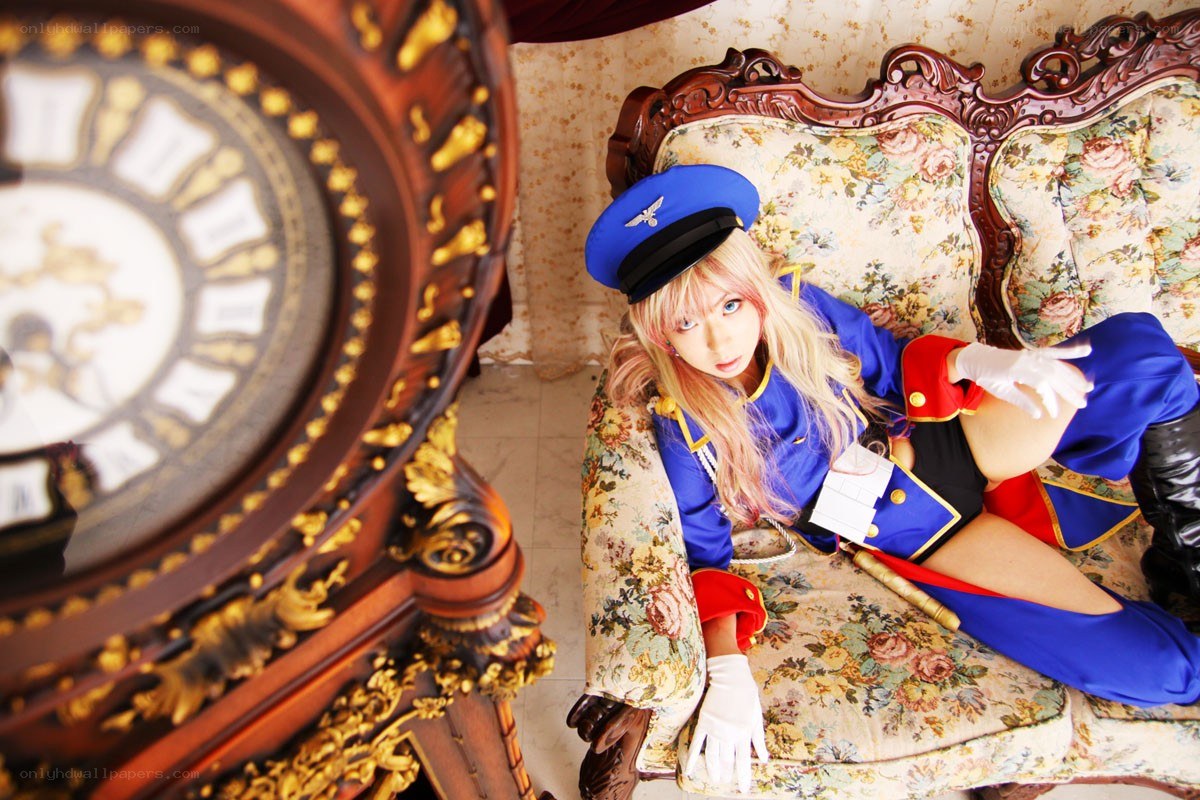 cosplayer in blue uniform