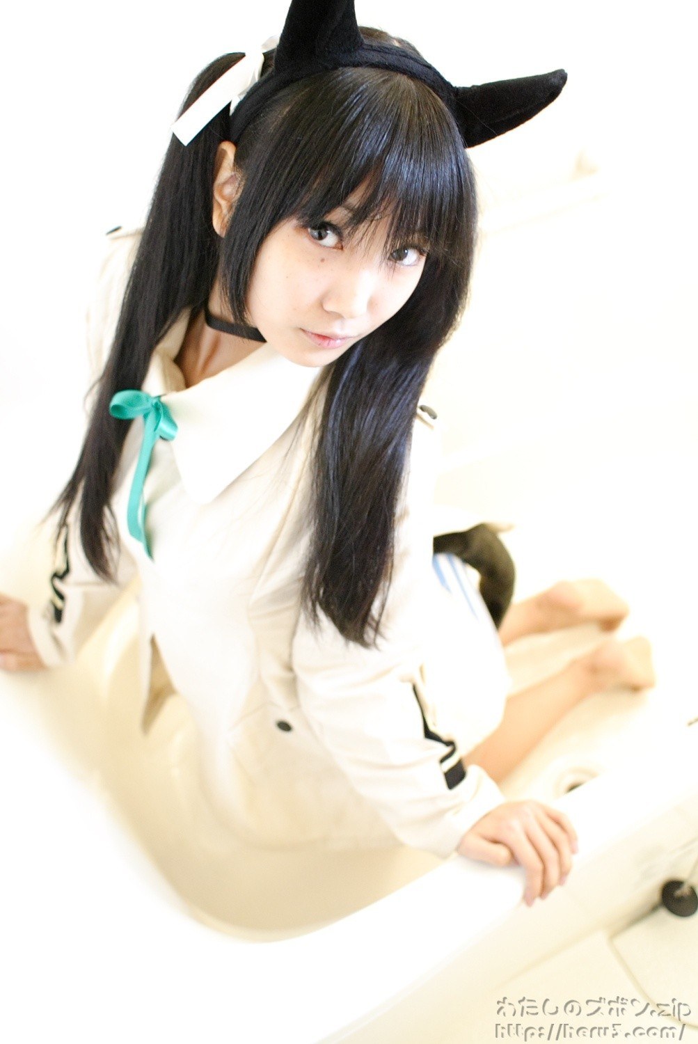 cosplayer in cat ears