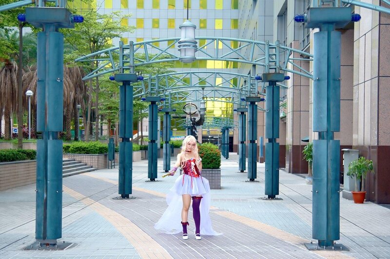 cosplayer in city walkway