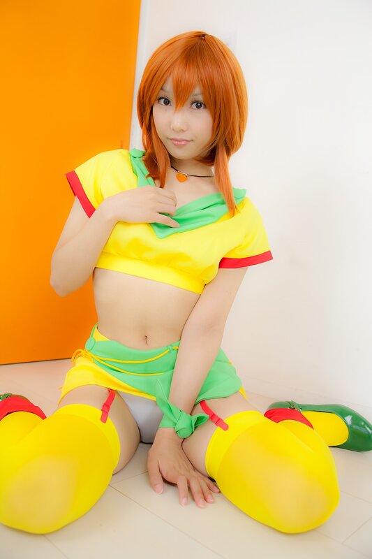 cosplayer in colorful costume