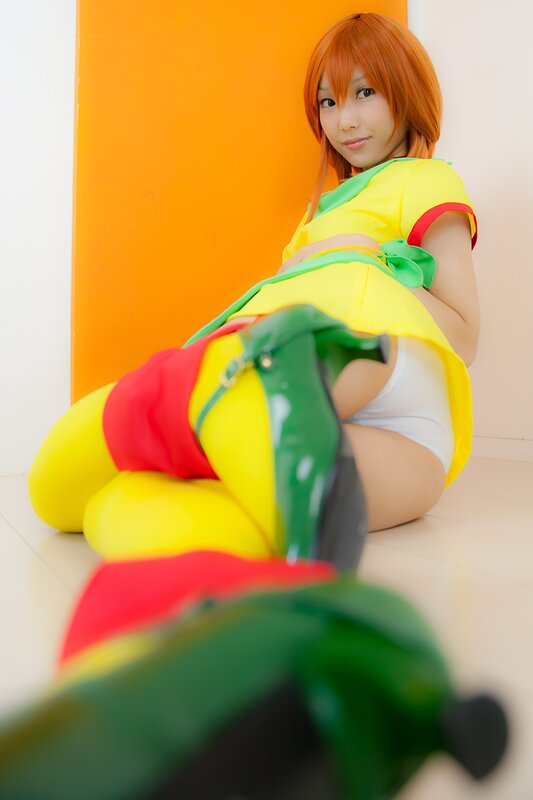 cosplayer in colorful costume