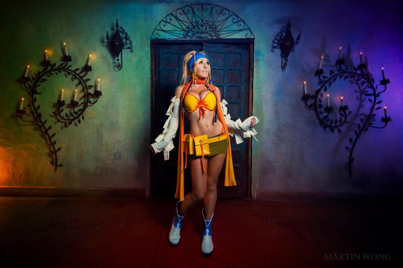 cosplayer in colorful costume
