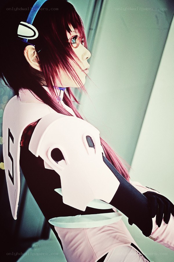cosplayer in futuristic armor