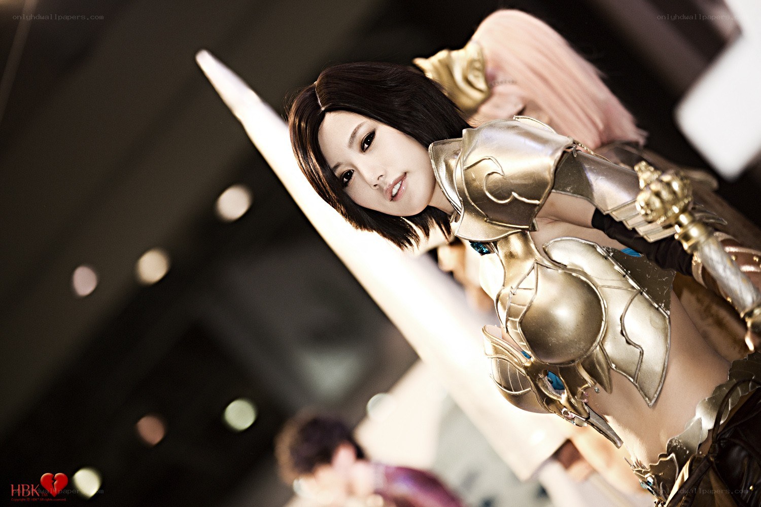 cosplayer in golden armor