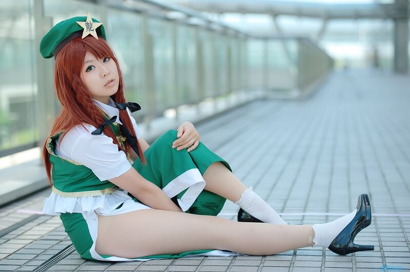 cosplayer in green uniform