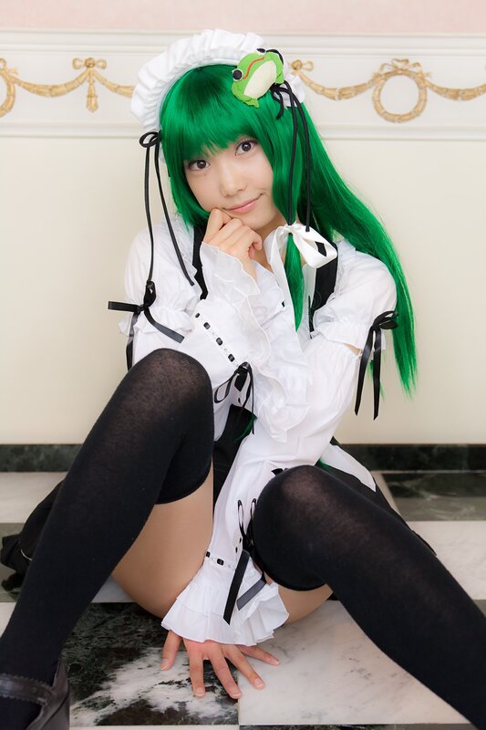 Cosplayer in Green Wig — Playful, Photograph, Dress