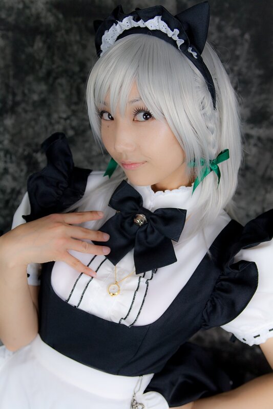 cosplayer in maid outfit