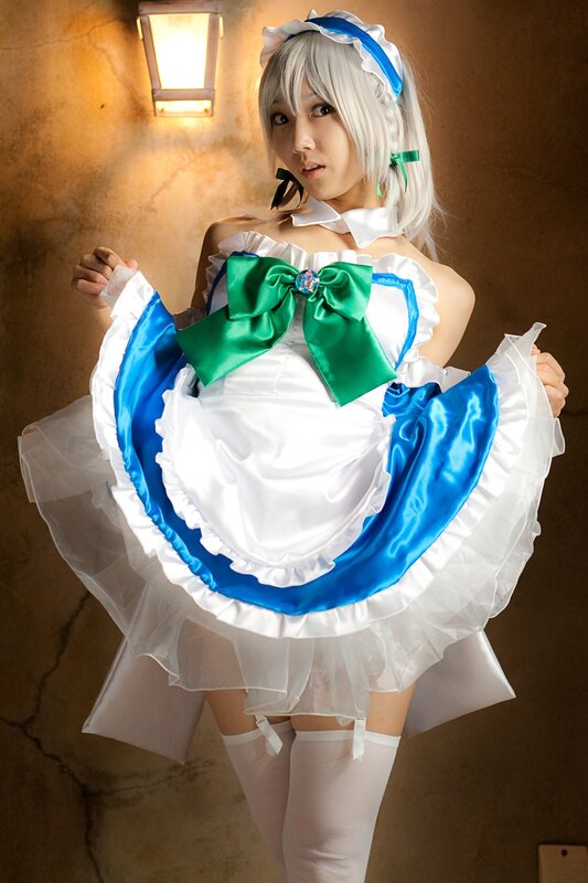 cosplayer in maid outfit