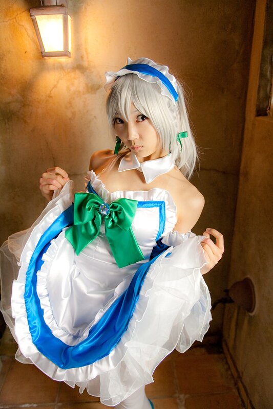 cosplayer in maid outfit