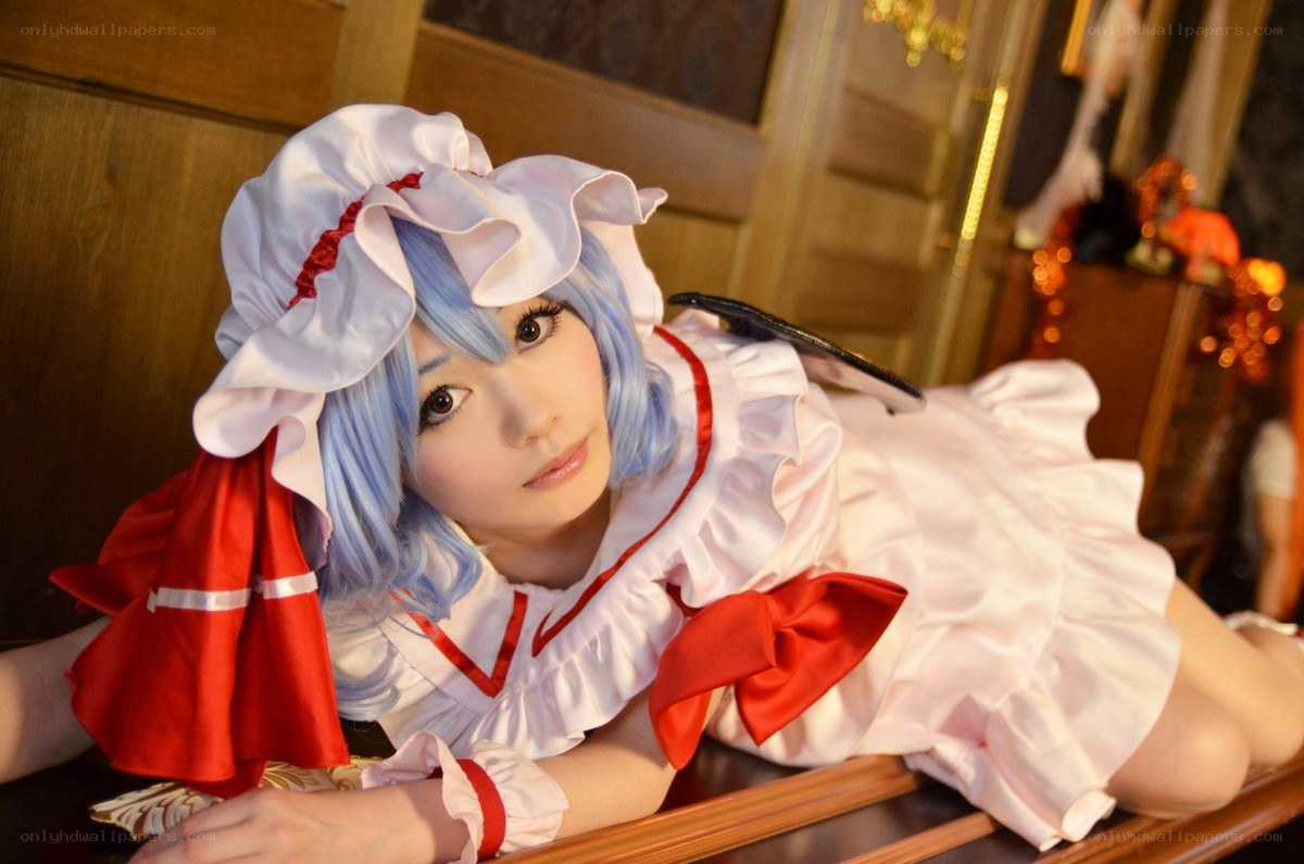 cosplayer in maid outfit