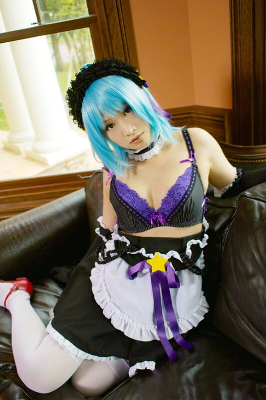 cosplayer in maid outfit