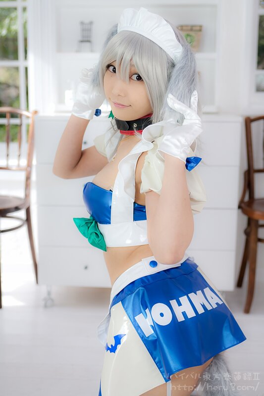 cosplayer in maid outfit