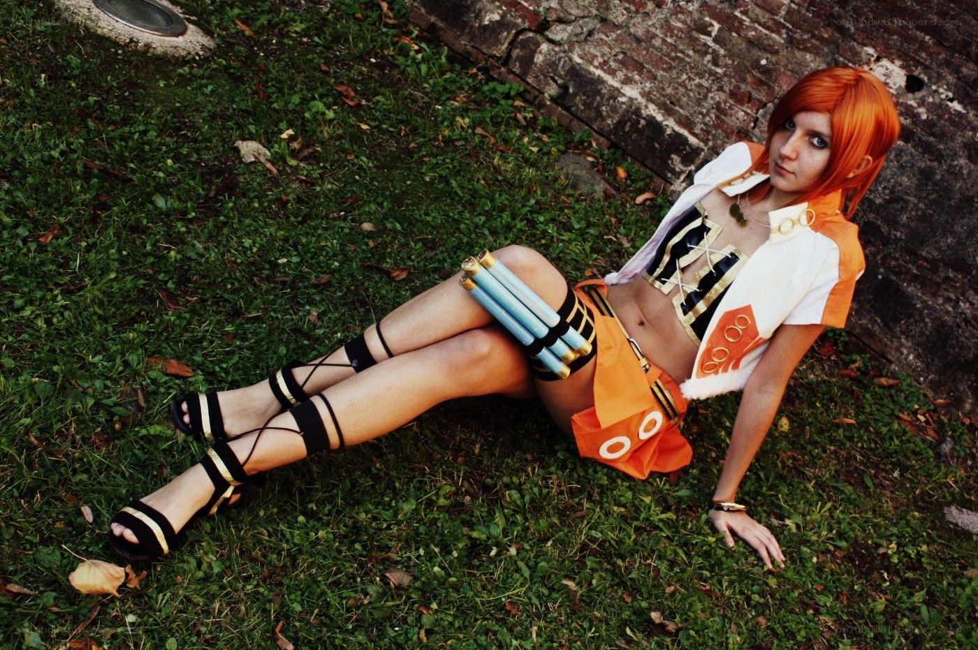 cosplayer in orange costume