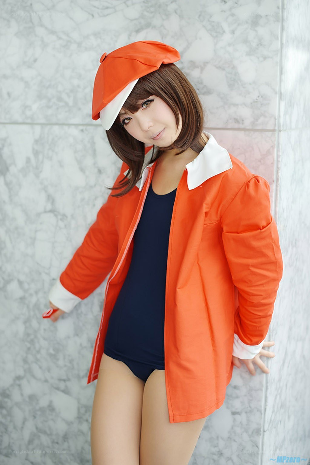cosplayer in orange outfit