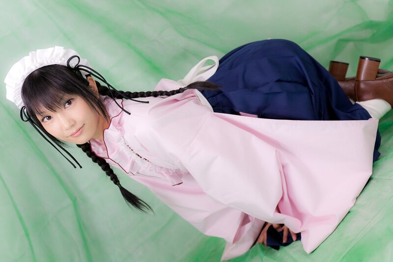 cosplayer in pink dress