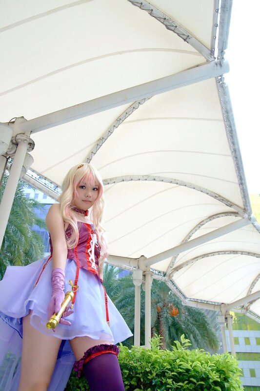cosplayer in purple dress