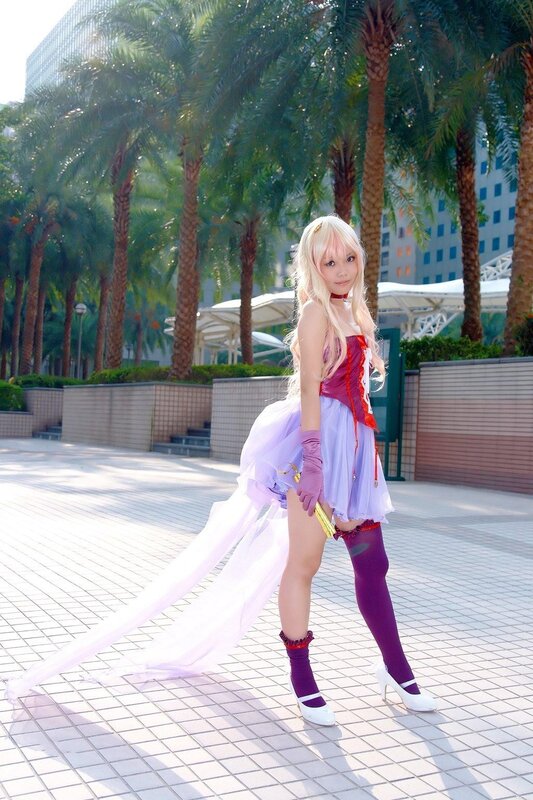 cosplayer in purple dress