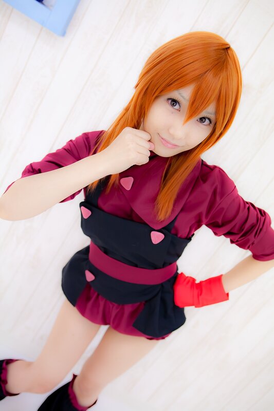 cosplayer in red and black outfit