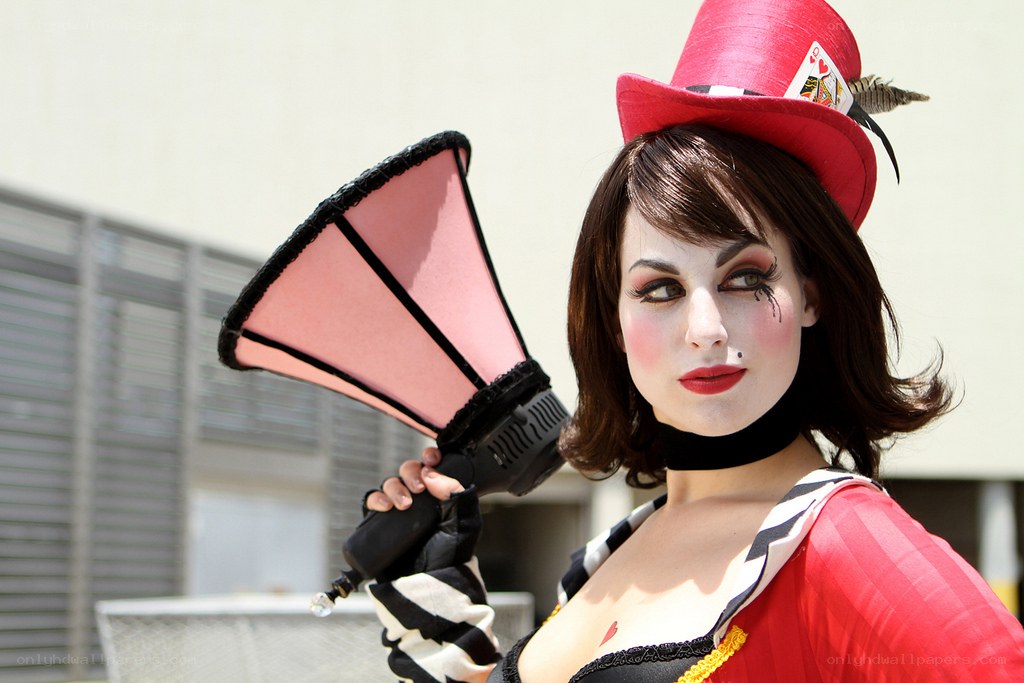 cosplayer in red hat