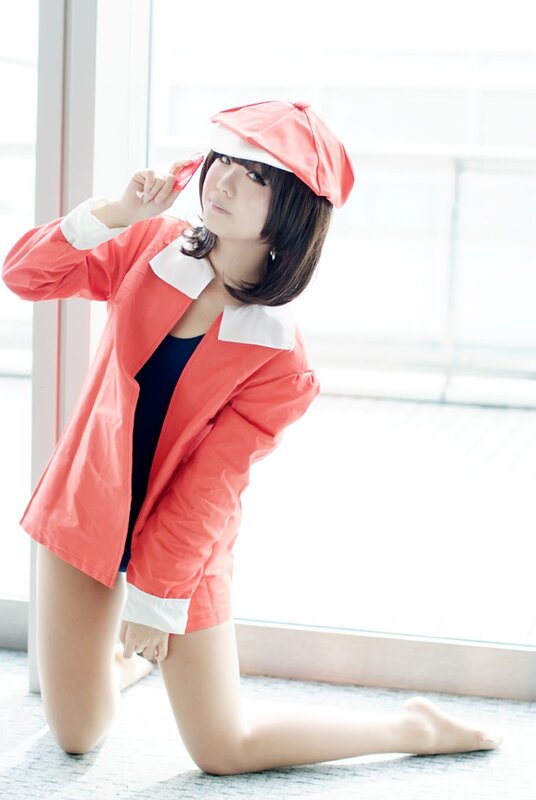 cosplayer in red outfit