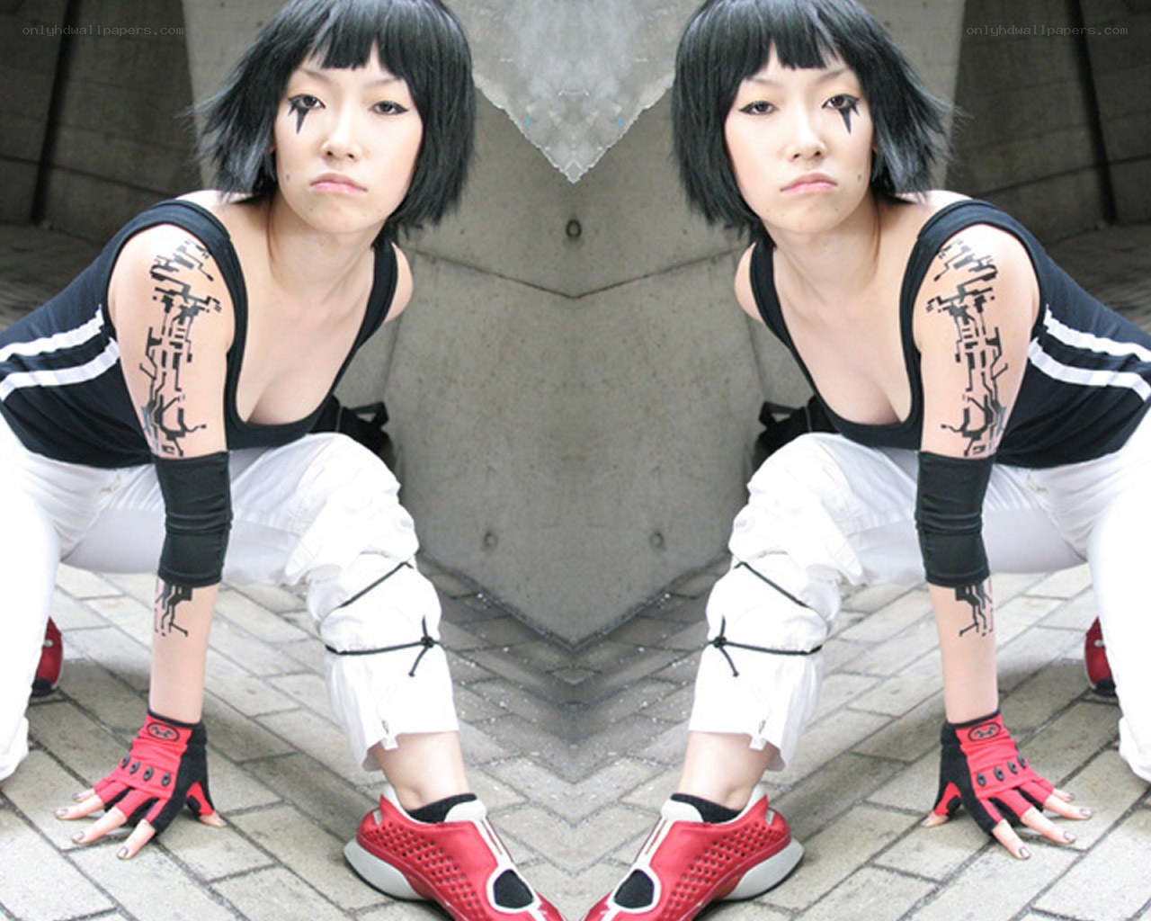 cosplayer in red shoes
