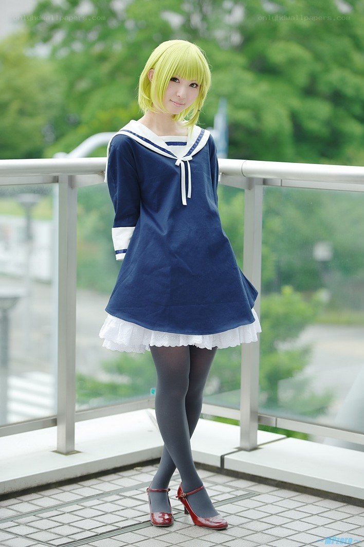 cosplayer in sailor outfit