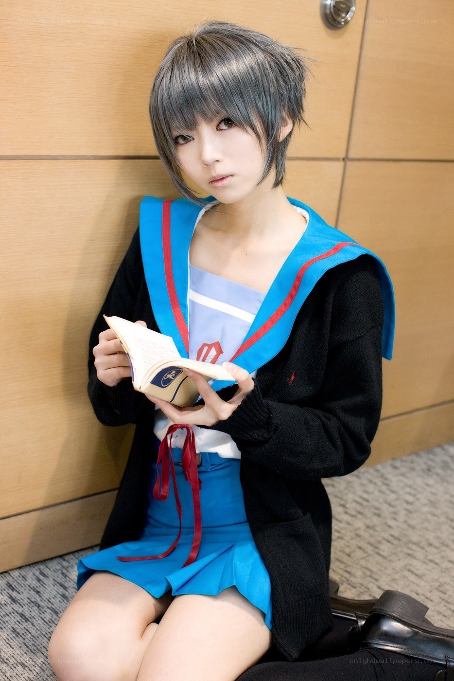 cosplayer in school uniform