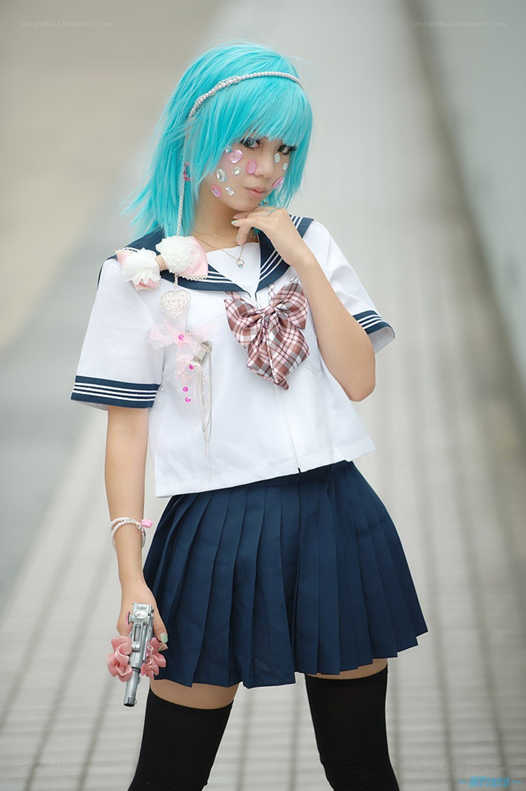 cosplayer in school uniform
