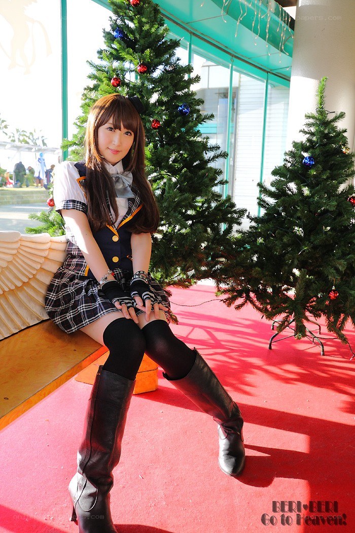 cosplayer in school uniform