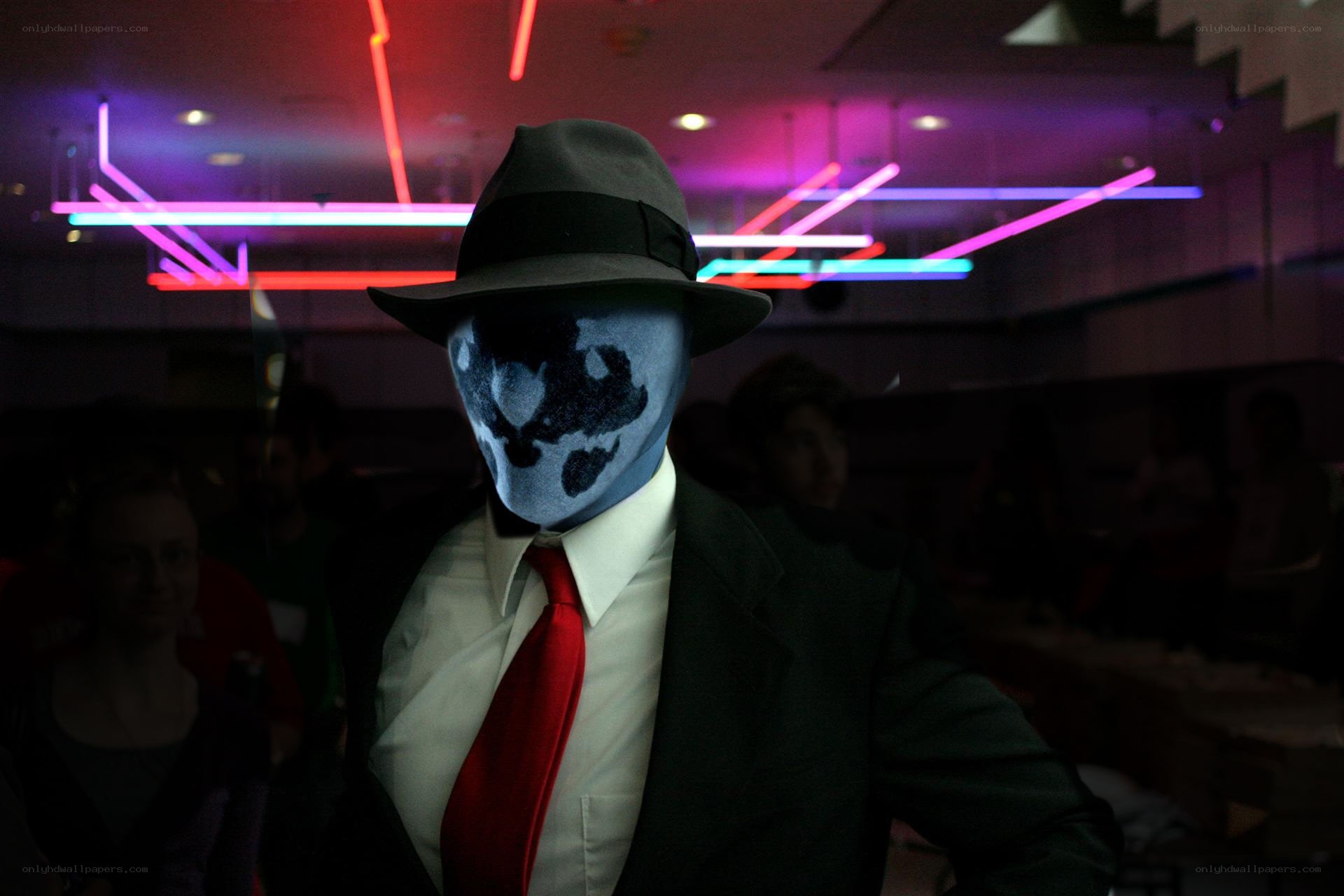 cosplayer in skull mask