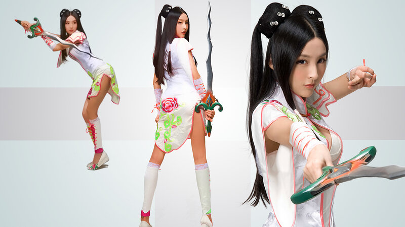 cosplayer in traditional outfit