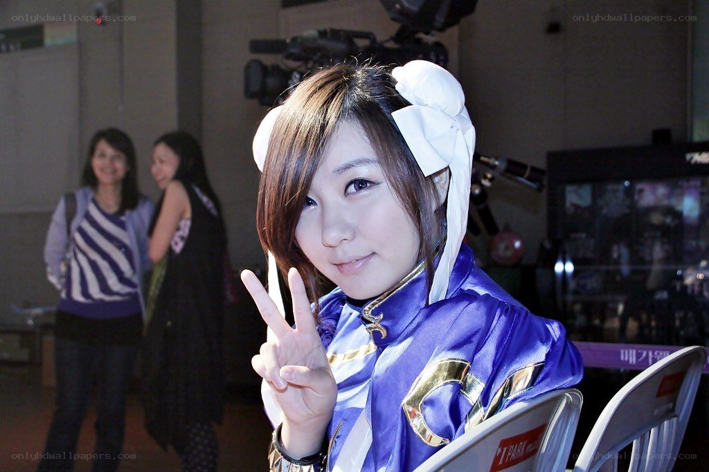 Cosplayer making peace sign