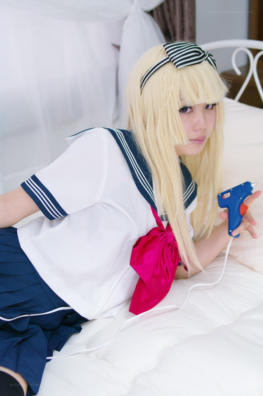 cosplayer with glue gun