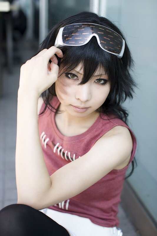 cosplayer with goggles on head