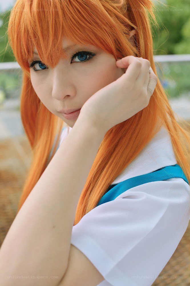 cosplayer with orange hair