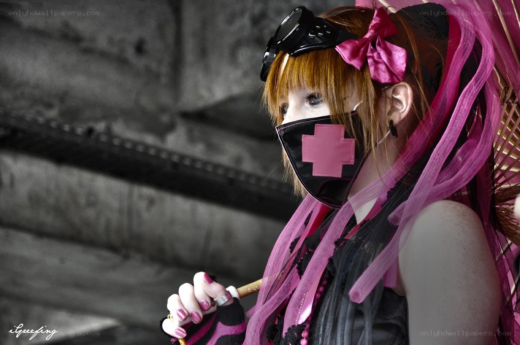 cosplayer with pink accessories